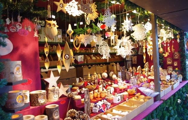 Autors: publicitātes