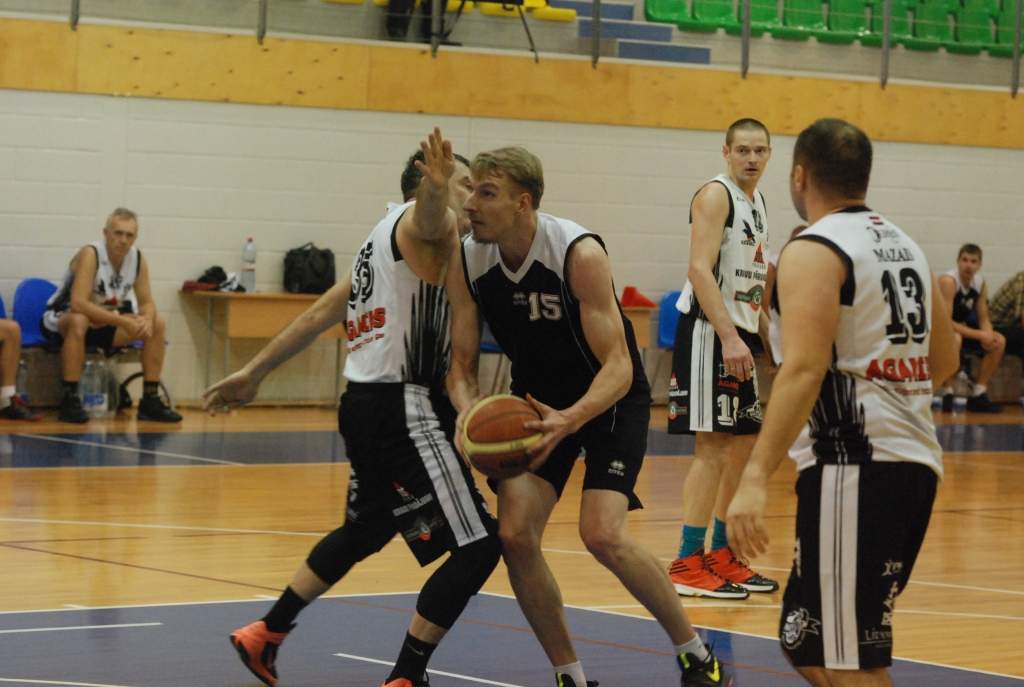 Autors: Uldis Dobelis