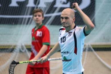 Autors: www.floorball.lv