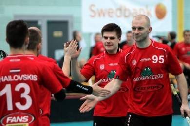 Autors: www.floorball.lv