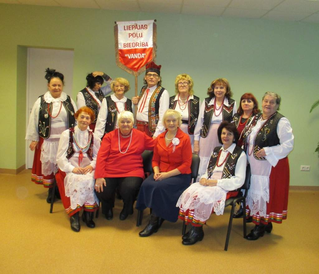 Autors: publicitātes