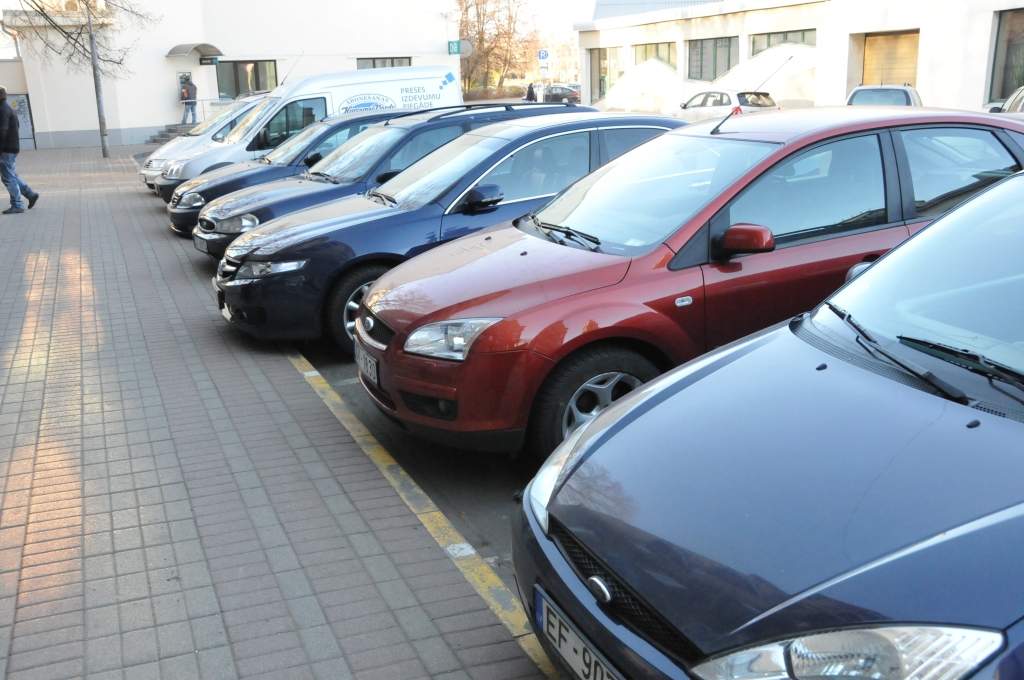 Autors: Dainis Ģelzis