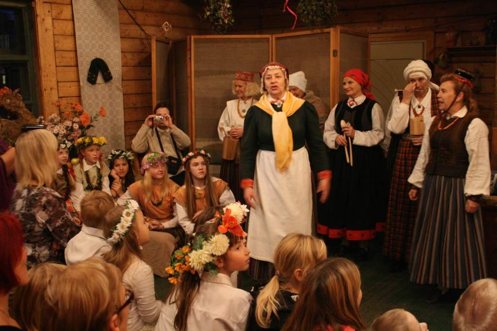 Autors: publicitātes