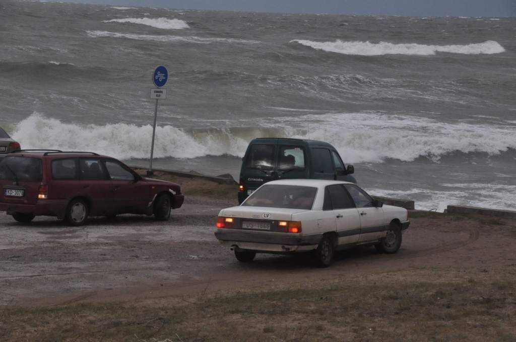 Autors: Dainis Ģelzis