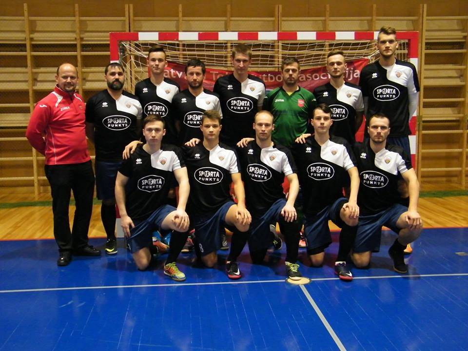 Autors: No Nīcas sporta halles arhīva