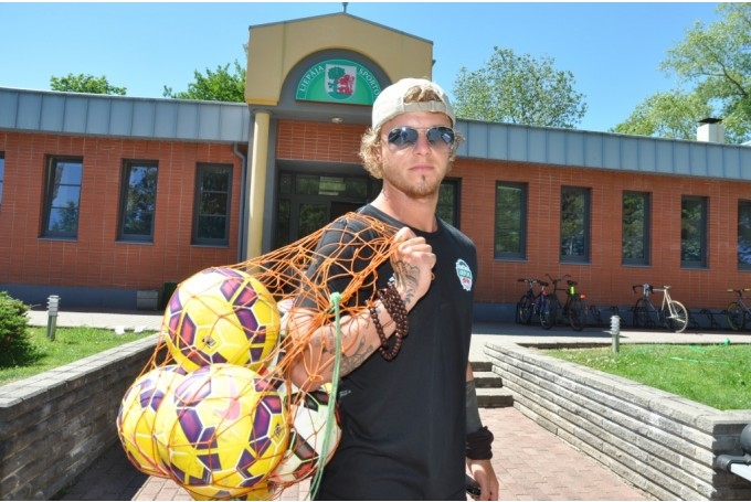 Autors: Dainis Ģelzis