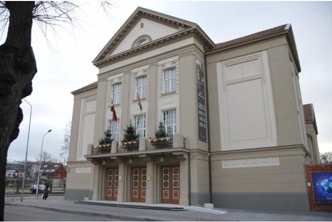 Autors: Dainis Ģelzis