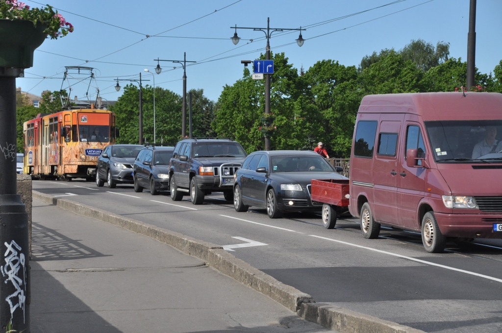 Autors: Dainis Ģelzis