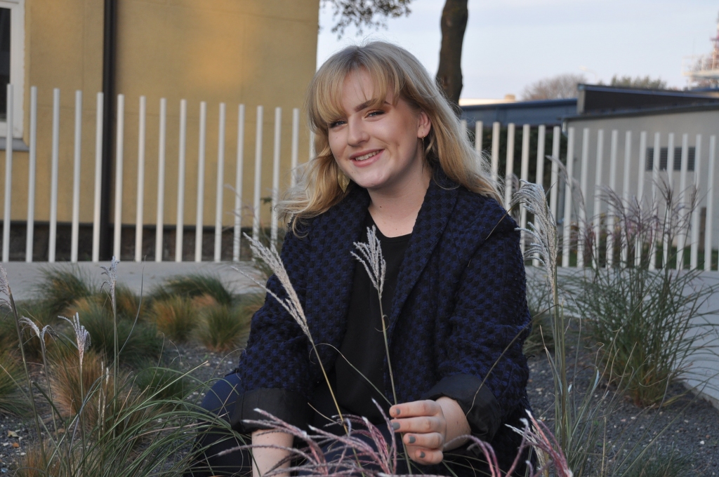 Liepājas Mūzikas, mākslas un dizaina vidusskolas audzēkne Tabita Balode.
Autors: Dainis Ģelzis