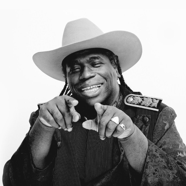 Sestdien, 6. jūlijā, pulksten 19 koncertzālē “Lielais dzintars” amerikāņu blūza un soulmūzikas dziedātāja Jūdžina “Hideaway” Bridžesa un grupas “Keksi” koncerts. 
Autors: Publicitātes foto