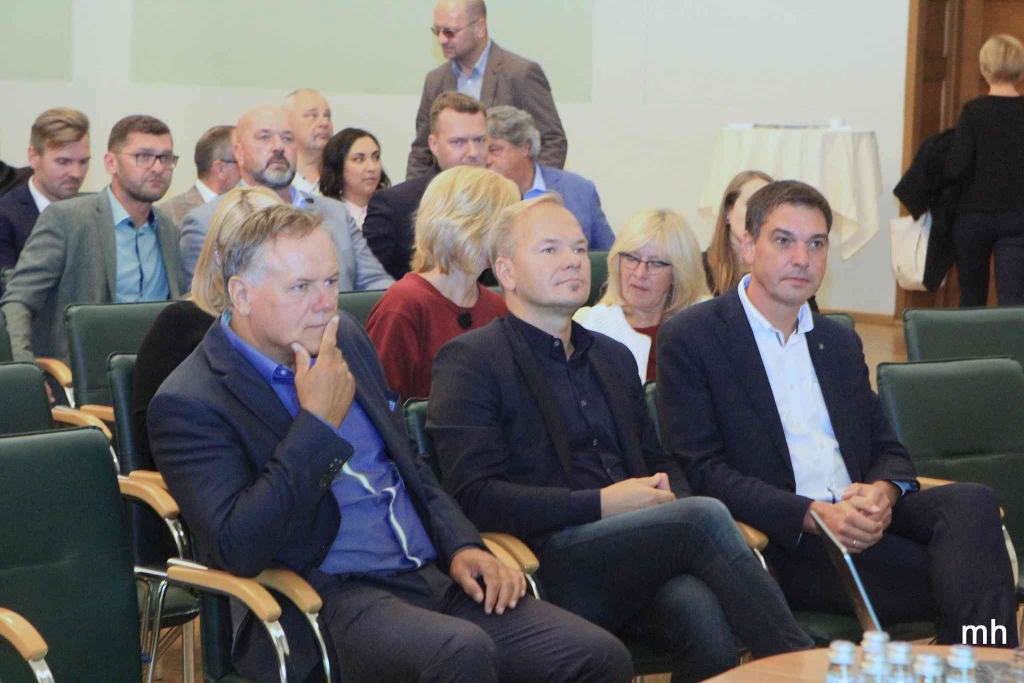 Autors: Modris Helds