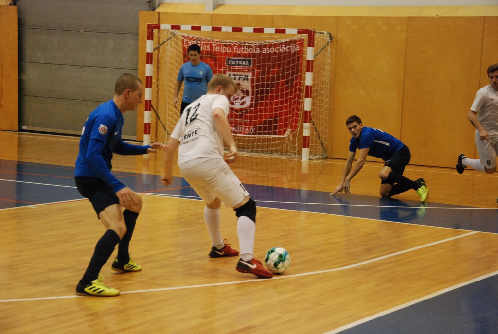 Autors: Uldis Dobelis