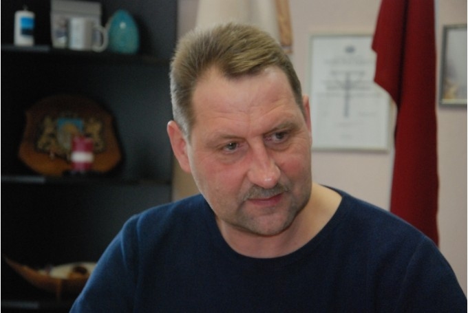 Vienlaikus sēdes laikā izskanēja priekšlikums, sagatavojot likumprojektu 