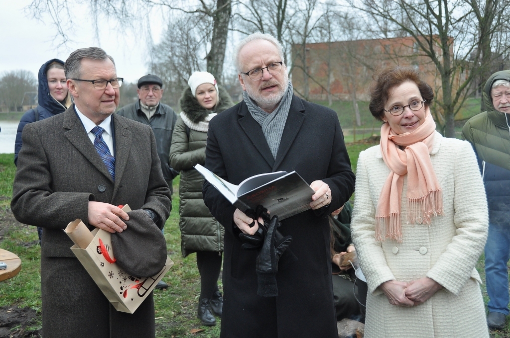 Valsts prezidents Egils Levits martā viesojās Grobiņā. 
Autors: Dainis Ģelzis