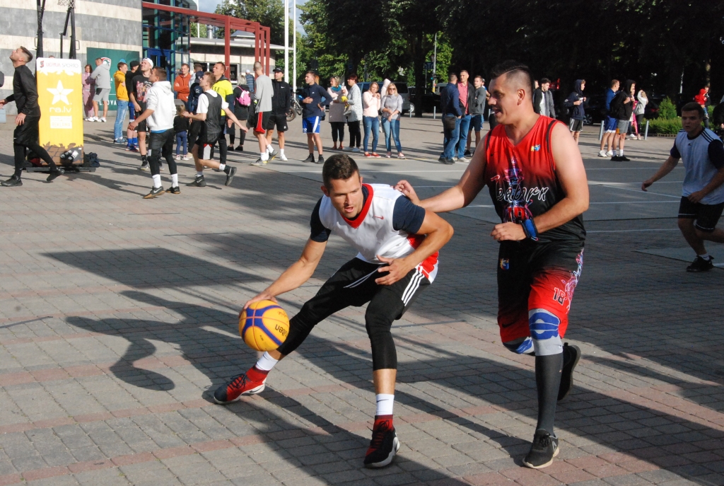 Autors: Uldis Dobelis