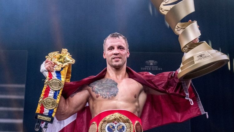 Autors: World Boxing Superseries