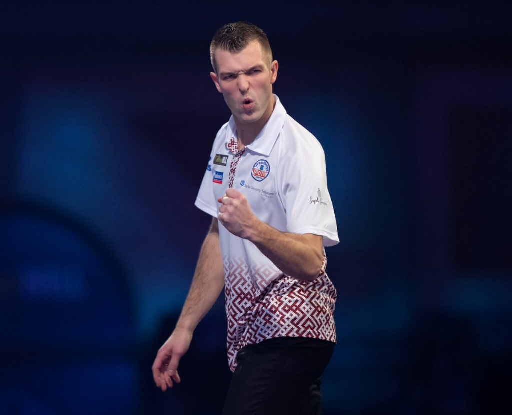 Autors: twitter.com/madarsrazma