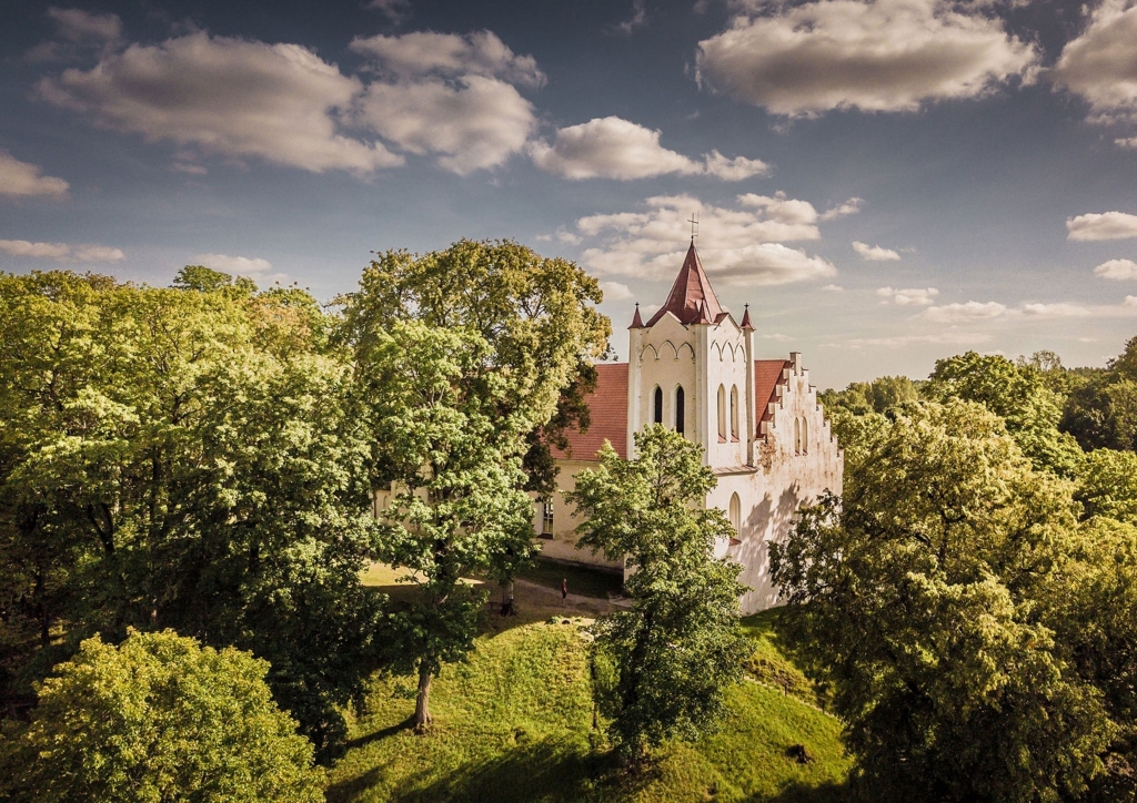 Autors: Kārlis Valkovskis