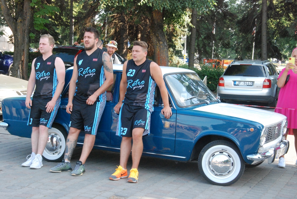 Autors: Uldis Dobelis