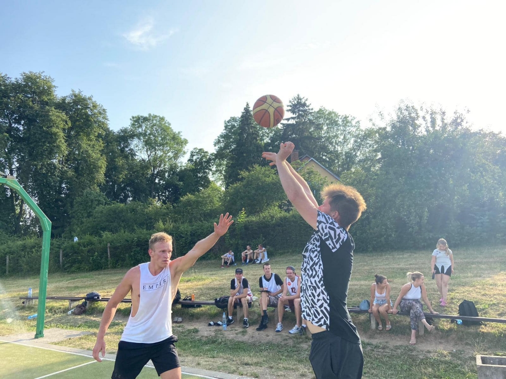 Autors: Aizputes novada sporta centrs