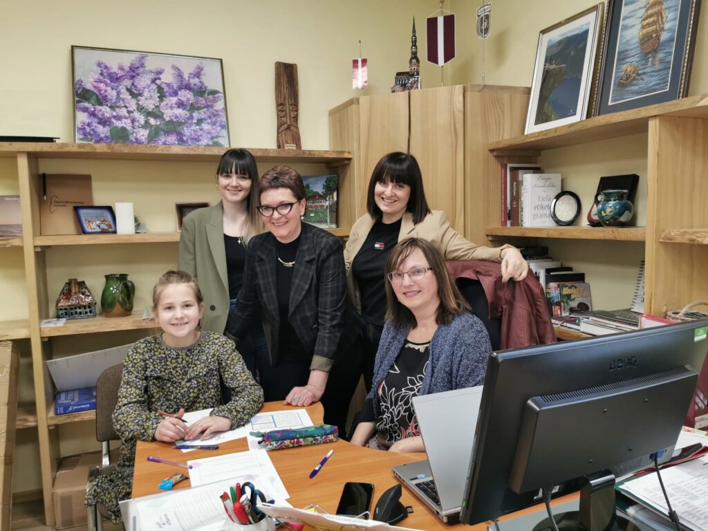 Aluksniesiem.lv raksta attēla aizvietotājs