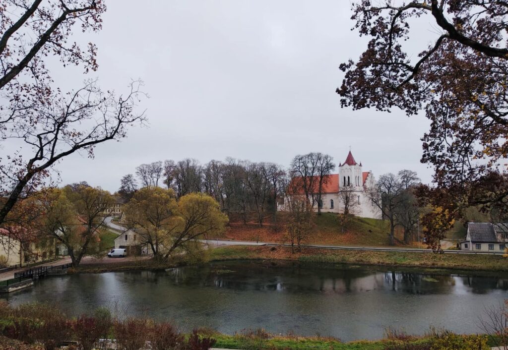 Aluksniesiem.lv raksta attēla aizvietotājs