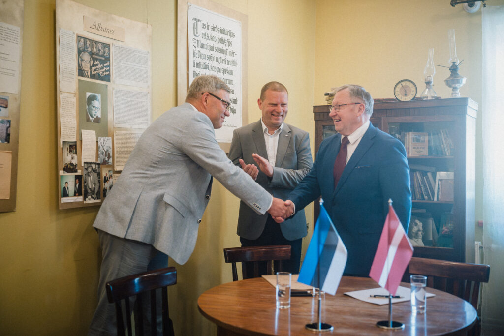 Aluksniesiem.lv raksta attēla aizvietotājs