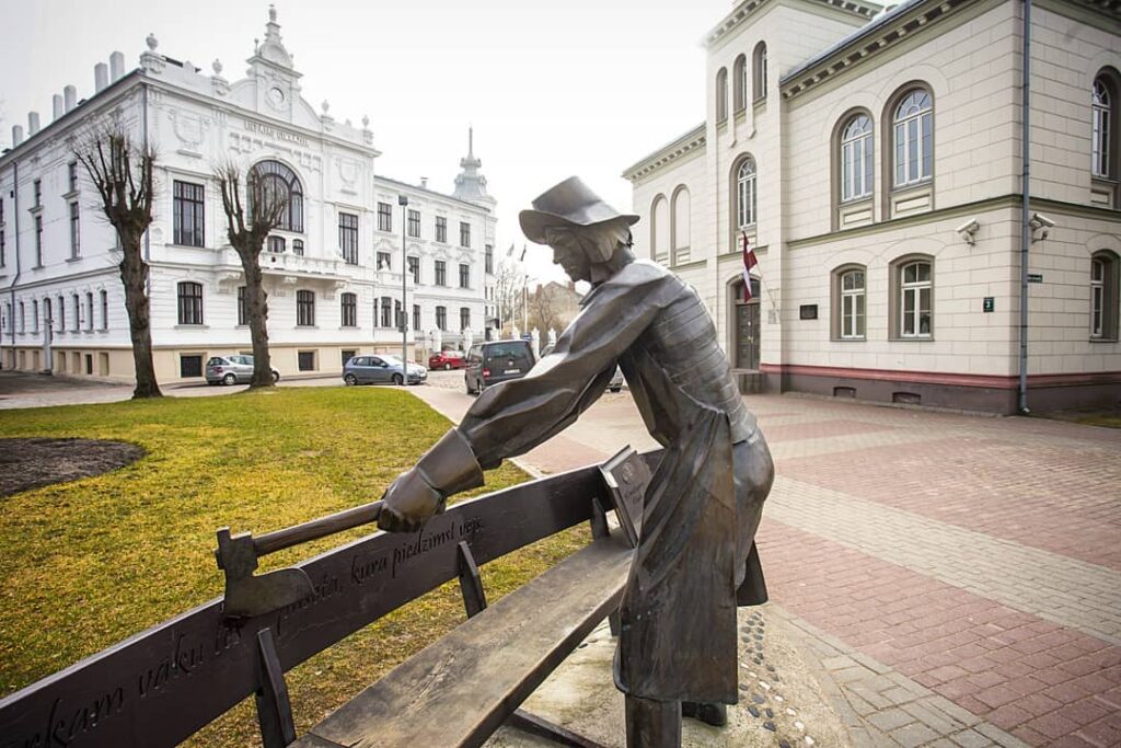 Aluksniesiem.lv raksta attēla aizvietotājs