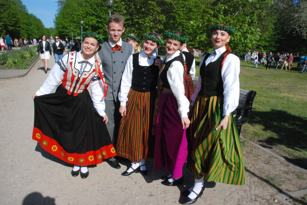 Aluksniesiem.lv raksta attēla aizvietotājs
