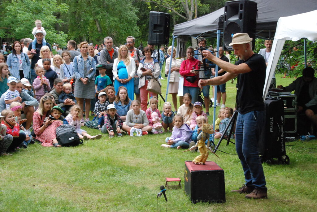 Aluksniesiem.lv raksta attēla aizvietotājs