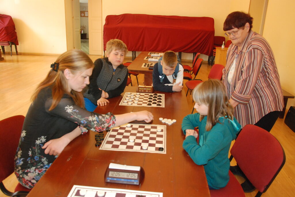 Aluksniesiem.lv raksta attēla aizvietotājs