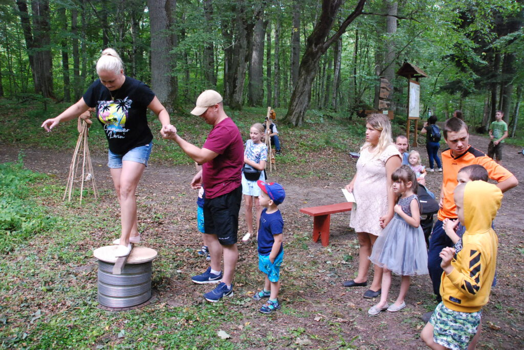 Aluksniesiem.lv raksta attēla aizvietotājs