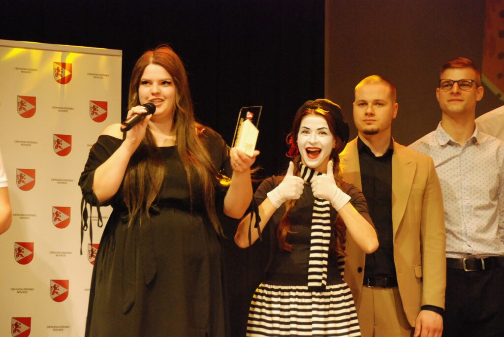 Aluksniesiem.lv raksta attēla aizvietotājs