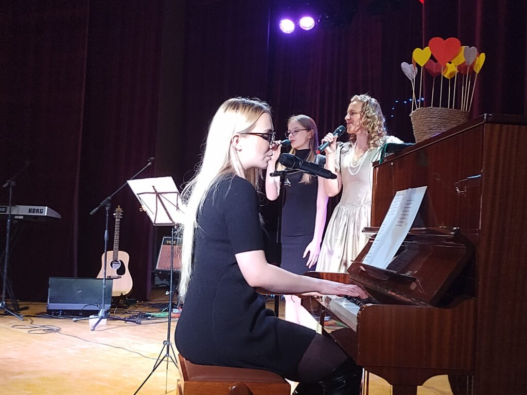 Aluksniesiem.lv raksta attēla aizvietotājs