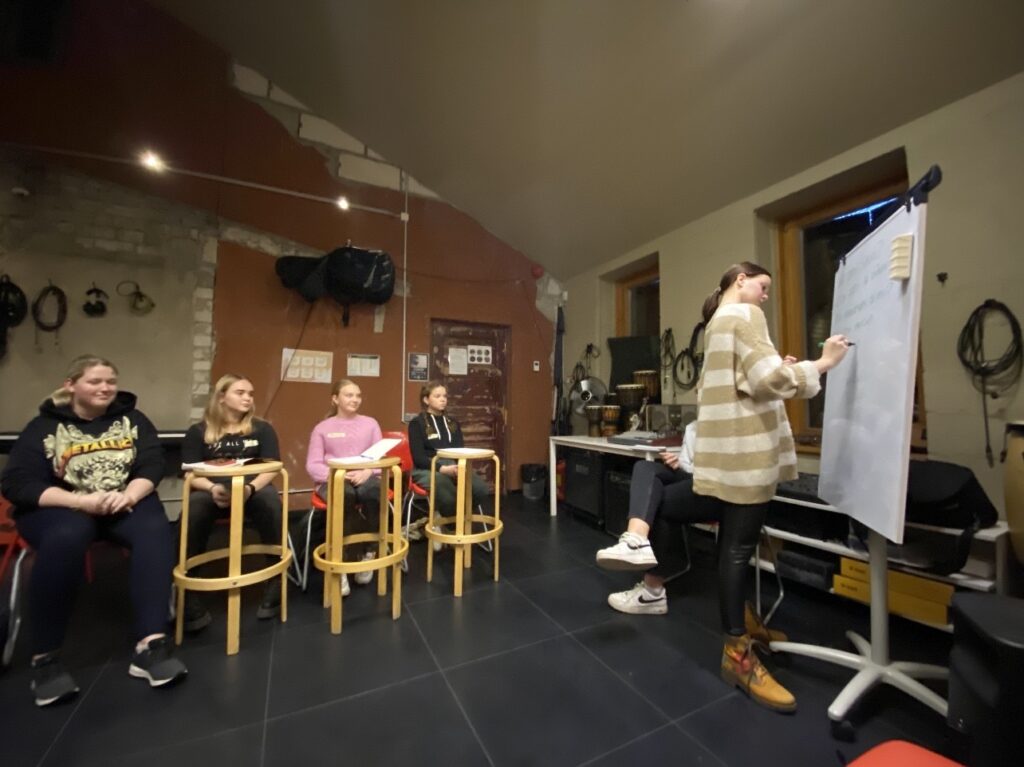 Aluksniesiem.lv raksta attēla aizvietotājs