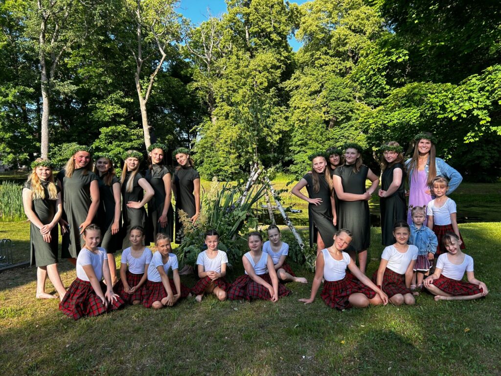 Aluksniesiem.lv raksta attēla aizvietotājs