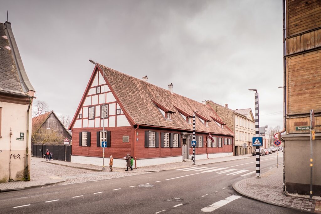 Aluksniesiem.lv raksta attēla aizvietotājs