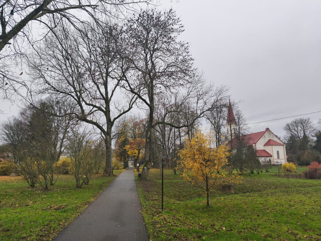 Aluksniesiem.lv raksta attēla aizvietotājs