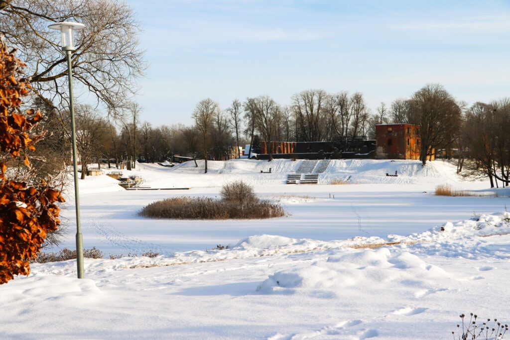 Aluksniesiem.lv raksta attēla aizvietotājs