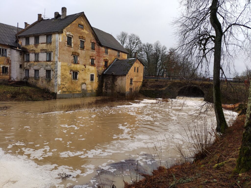 Aluksniesiem.lv raksta attēla aizvietotājs